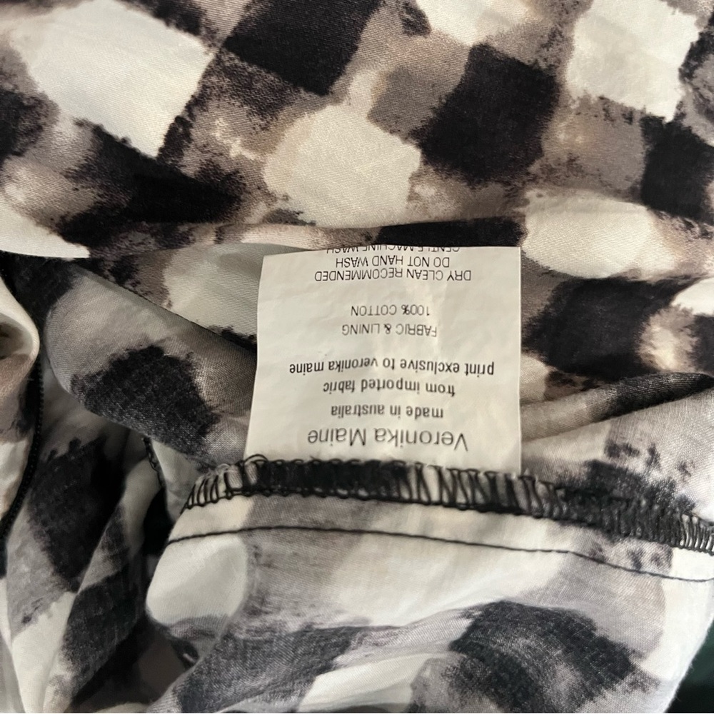 Veronika Maine black & white mid length dress size 8 - Picture 6 of 6